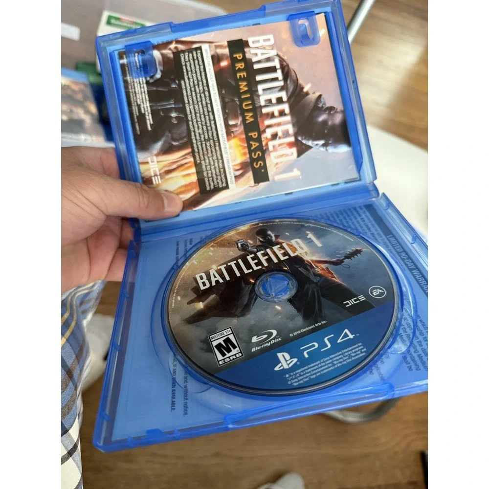 Lot Of 3 PS4 Games , Let's Sing Country , Uncharted 4, Battlefield